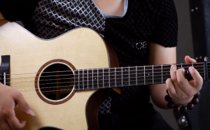 果木浪子吉他教程和配套书籍-财仔梦想资源网